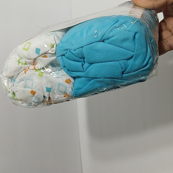 Garanimals 2-pack fitted baby crib sheets - Picture 6 of 9